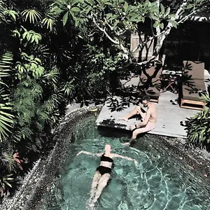 https://jamahal-private-resort-and-spa.ubudhotelsnow.com